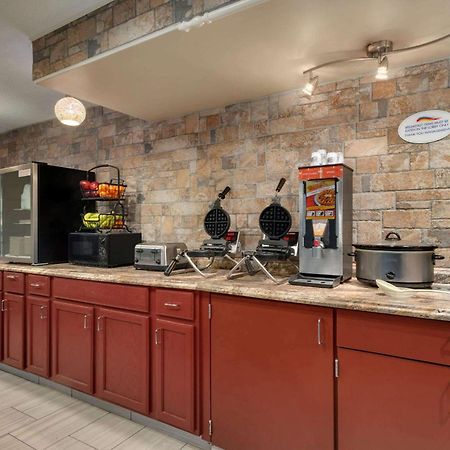 Baymont By Wyndham Muncie Near Ball State University Luaran gambar
